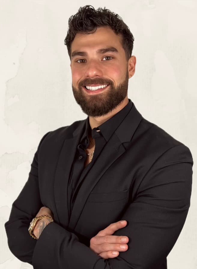 Maximillon Bean - Founder & Senior Loan Officer